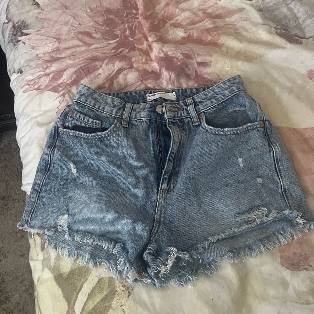 Garage shorts